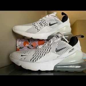 Women’s Nike size 8.5 gym shoes